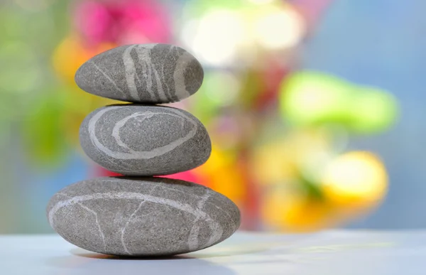 Balanced stack of pebbles — Stock Photo, Image