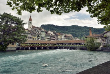 Thun kent - Aare, İsviçre - 23 Temmuz 2017