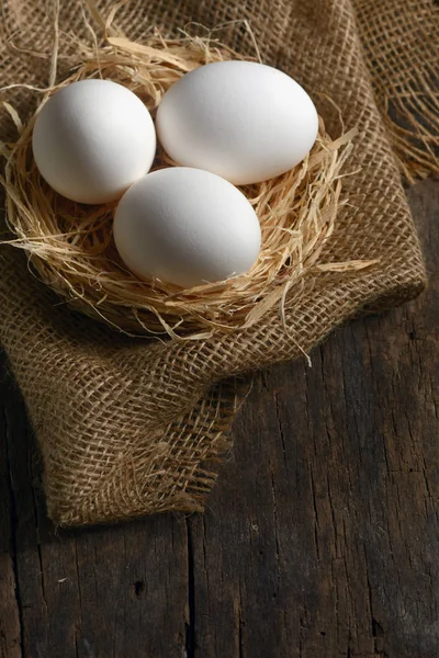 Fattoria bianca sana uova fresche — Foto Stock