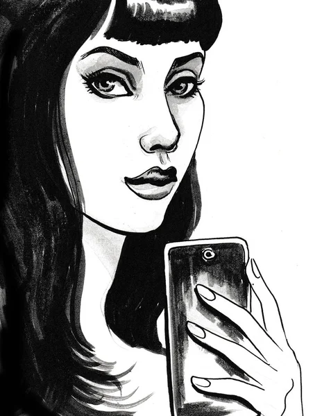 漂亮的女人带着智能手机 墨水黑白画 — 图库照片