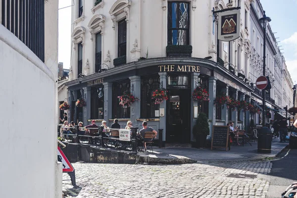 Pub Mitre Lancaster Gate na Craven Terrace, Londyn — Zdjęcie stockowe