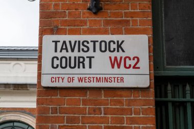 Tavistock Court Caddesi isim levhası, Londra, Uk