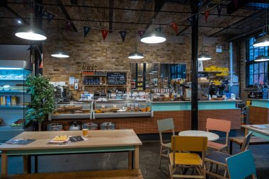Camden Bakkal Restoranı 'nın içi.
