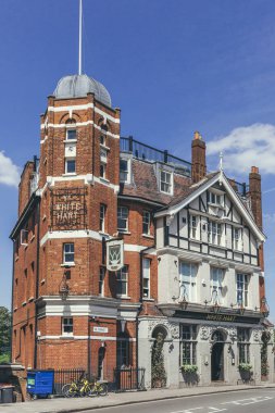 Londra / UK-1 / 08 / 18: Barnes 'taki 