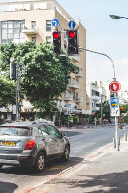 Tel Aviv / İsrail-9 / 10 / 18: İsrail 'in Tel Aviv kentindeki Dizengoff-Arlozorov caddelerinin kesiştiği yerde trafik