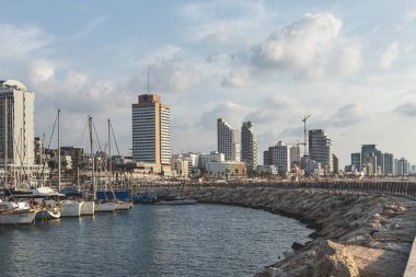 Tel Aviv / İsrail-10 / 10 / 18: İsrail 'in Tel Aviv kentindeki Akdeniz kıyısı boyunca uzanan Tel Aviv Gezinti Alanı