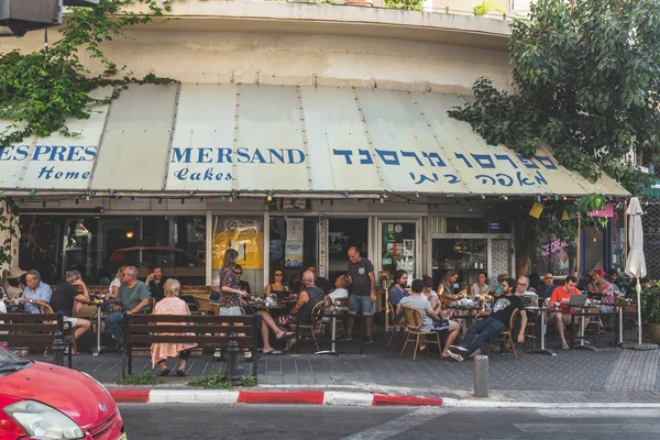 Tel Aviv Israel People Mersand Cafe Outdoor Sitting Area Ben — Stock Photo, Image