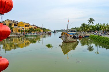 Dragon Tekne Hoi bir kanal