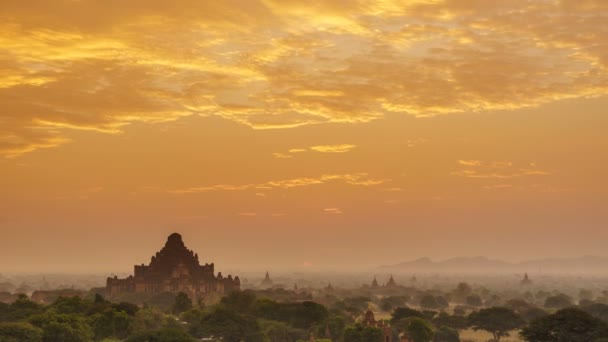 4k Zeitraffer der Tempel von Bagan bei Sonnenaufgang, Mandalay, Myanmar — Stockvideo