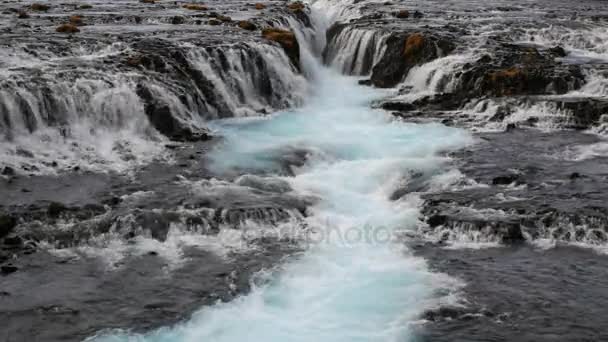 Bruarfoss wodospad, Reykjavik, Islandia — Wideo stockowe