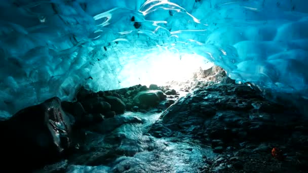 Buz mağaraları, Jokulsarlon, İzlanda — Stok video