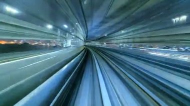 Tokyo, Japonya 'ya giden otomatik trenin 4K zaman atlaması 