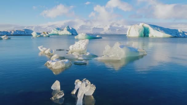 Tijdsverloop Van Smeltende Ijsbergen Jokulsarlon Gletsjerlagune Ijsland — Stockvideo