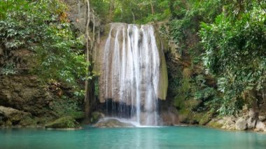 Erawan Şelalesi, Erawan Milli Parkı, Kanchanaburi, Tayland