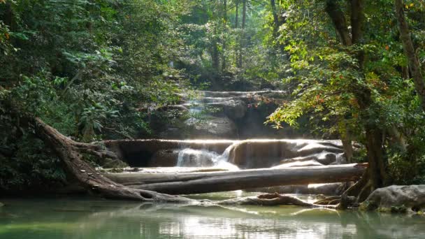 Vodopád Erawan Národní Park Erawan Kanchanaburi Thajsko — Stock video