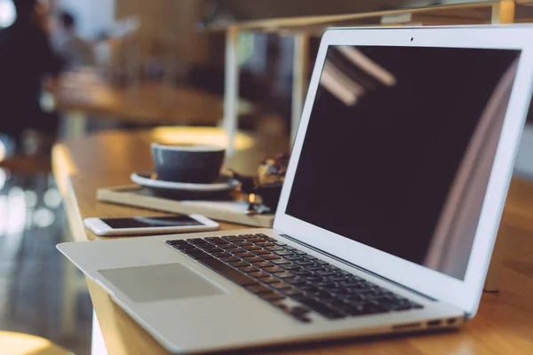 Comfortable Working Place Modern Coworking Space Close Shot Opened Laptop — Stock Photo, Image