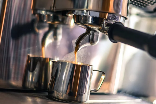 Máquina de café no café — Fotografia de Stock