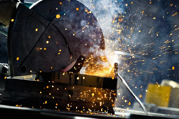 Man Works Machine Sparkles — Stock Photo, Image