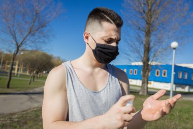 Güvenli spor meşgalesi Bir parkur