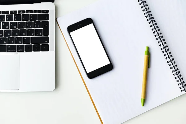 Espacio de trabajo en casa y en la oficina — Foto de Stock