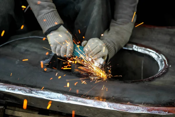 Master grind metal grinder sparks — Stock Photo, Image