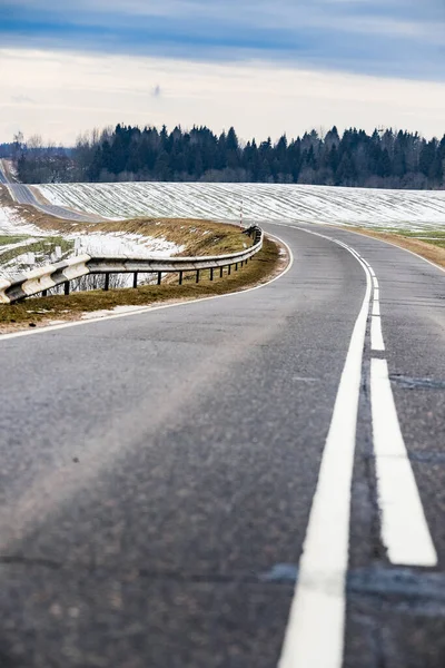 有道路的景观旅游景观 — 图库照片