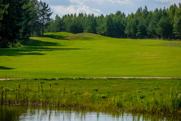 Golfe para o campo — Fotografia de Stock