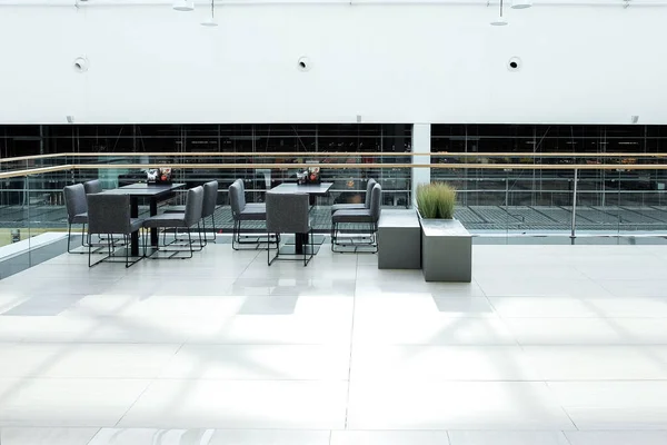 Empty Shopping in the Center. Belarus. Minsk - 14 May 2020 — Stock Photo, Image