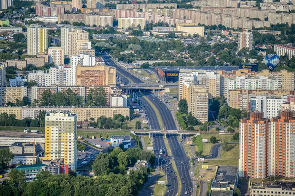 Minsker Stadtpanorama mit Ballon. Minsk. Weißrussland. - 18.07.2020 — Stockfoto