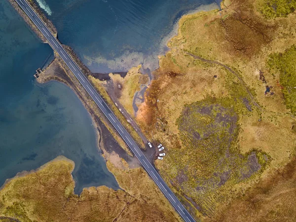Isländische Luftaufnahmen Die Drohne Aufgenommen Wurden Atemberaubende Landschaft Entlang Einer — Stockfoto