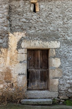 eski ahşap kapı