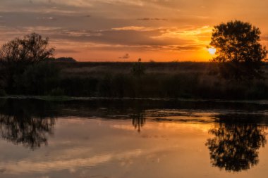 Amanecer en el Alagon