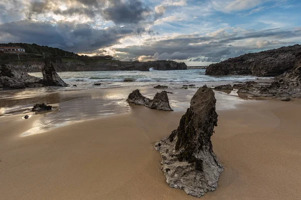 Llanes Beach'te Toro