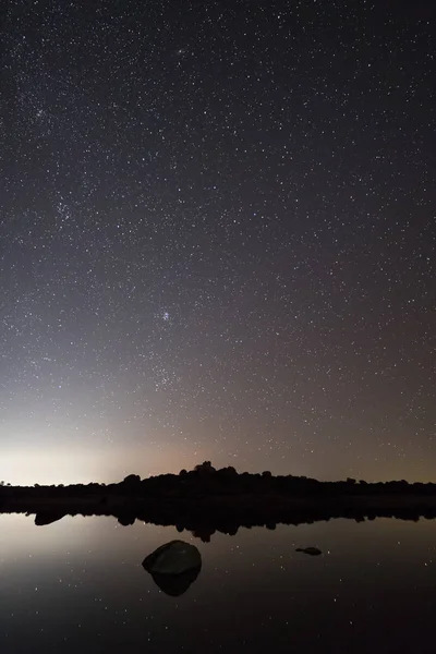 Fotografía nocturna en Barruecos — Foto de Stock