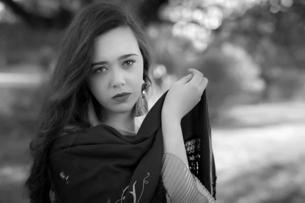 Retrato de mujer joven — Foto de Stock