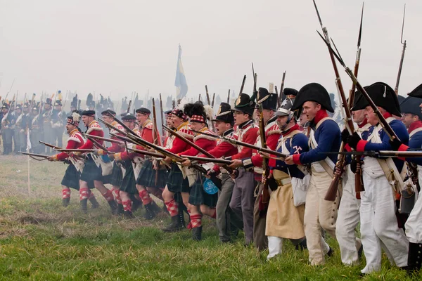16.10. 20.10.2013 için 200. Battle of Nations Leipzig 1813 yıldönümü kutlandı. Kulüp ve tüm Avrupa'da dan toplumlar yapıldı 1813 Milletler Muharebesi yıldönümünü kutlamak için toplamak.