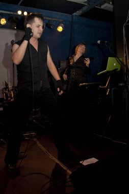 Rus grup Para Bellvm 'in Varşova Polonya' daki Progresja kulübündeki konseri, 2 Ekim 2008. Saint Petersburg 'lu Para Bellvm Rus Dark-Rock grubu. 1997 'de kurulmuş. En tanınmış Rus karanlık sahne gruplarından biri. Gotik dünyanın öncülerinden.