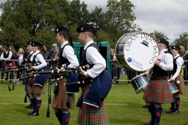 2016 Dünya Boru Grubu Şampiyonası 'nda Oban Boru Grubu. Şampiyonalar 12 ve 13 Ağustos tarihlerinde Glasgow Green Scotland 'da gerçekleşti..