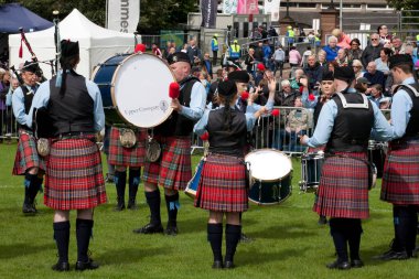 2016 Dünya Boru Grubu Şampiyonası 'nda Upper Crossgare Boru Grubu. Şampiyonalar 12 ve 13 Ağustos tarihlerinde Glasgow Green Scotland 'da gerçekleşti..
