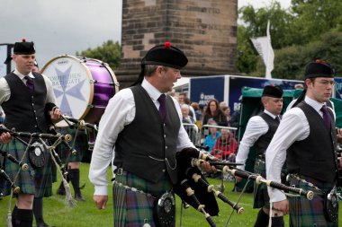 2016 Dünya Boru Grubu Şampiyonası sırasında Torphichen & Bathgate Boru Grubu. Şampiyonalar 12 ve 13 Ağustos tarihlerinde Glasgow Green Scotland 'da gerçekleşti..