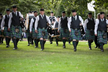 2016 Dünya Boru Grubu Şampiyonası 'nda St. Mary' s Derrytrasna Boru Grubu. Şampiyonalar 12 ve 13 Ağustos tarihlerinde Glasgow Green Scotland 'da gerçekleşti..