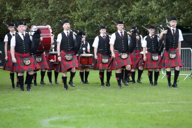 2016 Dünya Boru Grubu Şampiyonası sırasında Elgin & District Boru Grubu. Şampiyonalar 12 ve 13 Ağustos tarihlerinde Glasgow Green Scotland 'da gerçekleşti..