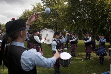 2016 Dünya Boru Grubu Şampiyonası 'nda Clontibret Boru Grubu. Şampiyonalar 12 ve 13 Ağustos tarihlerinde Glasgow Green Scotland 'da gerçekleşti..