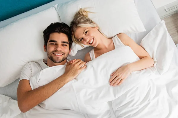 Young Loving Couple Lying Bed Enjoying — Stock Photo, Image