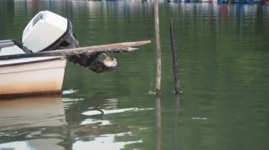 Tekne motor ile balıkçı tekneleri.