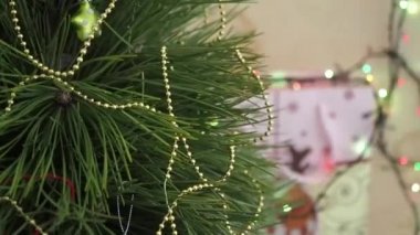 Döndürülmüş Noel ağacı yakın çekim yavaş