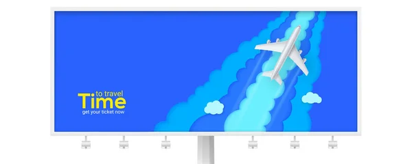 Реалистичный серебряный самолет и фон, вырезанный из бумаги на рекламном щите. Пассажирский самолет пролетает сквозь облака. Время путешествовать. Векторная 3D иллюстрация, EPS10 . — стоковый вектор