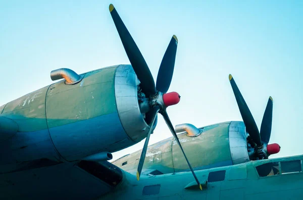 Λεπίδες έλικα παλιού αεροσκάφους αντίκα — Φωτογραφία Αρχείου