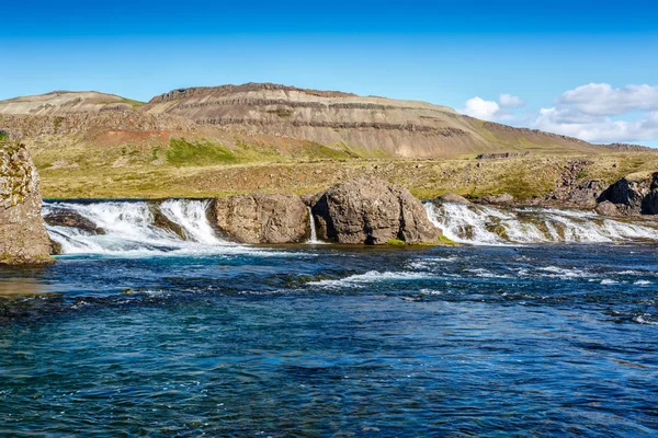 Laxfoss Καταρράκτης στην Ισλανδία — Φωτογραφία Αρχείου