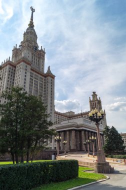 Moskova Devlet Üniversitesi